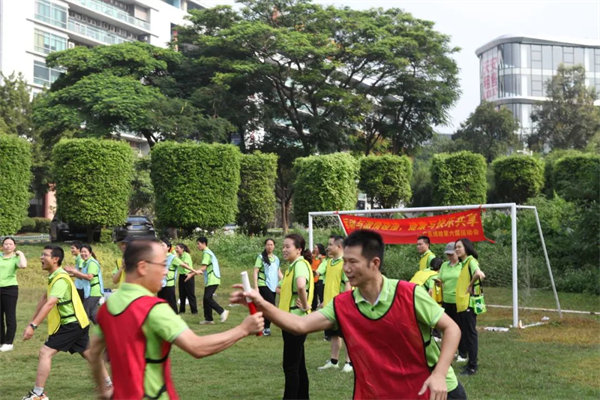 運(yùn)動(dòng)與激情碰撞，健康與快樂共享—廣東博皓第六屆運(yùn)動(dòng)會(huì)   -傳統(tǒng)接力賽