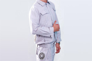 風(fēng)扇降溫服 迷彩/灰色長袖/短袖降溫服套裝 進口面料 可快速安裝/拆卸 風(fēng)扇降溫服 迷彩/灰色長袖/短袖降溫服套裝 進口面料 可快速安裝/拆卸